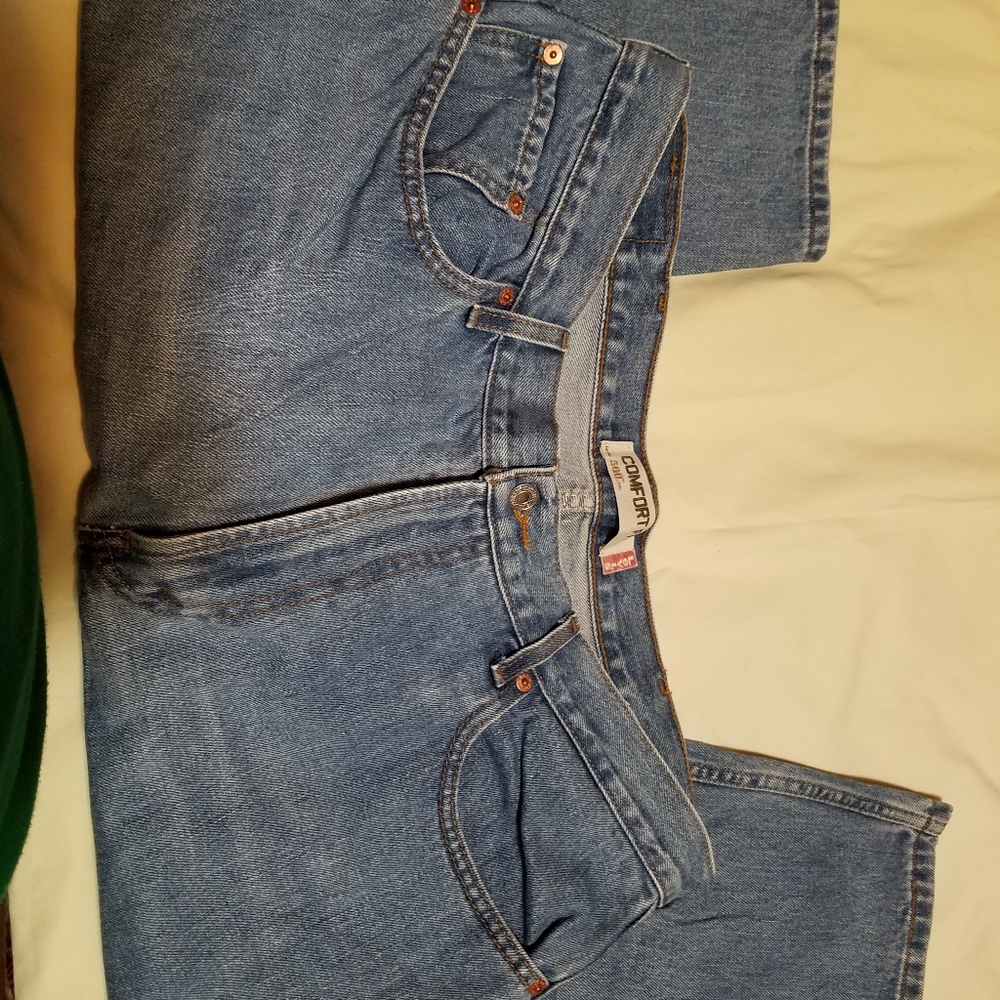 Men's 560 Levi's